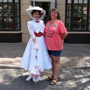 Meet your Posher, Linda